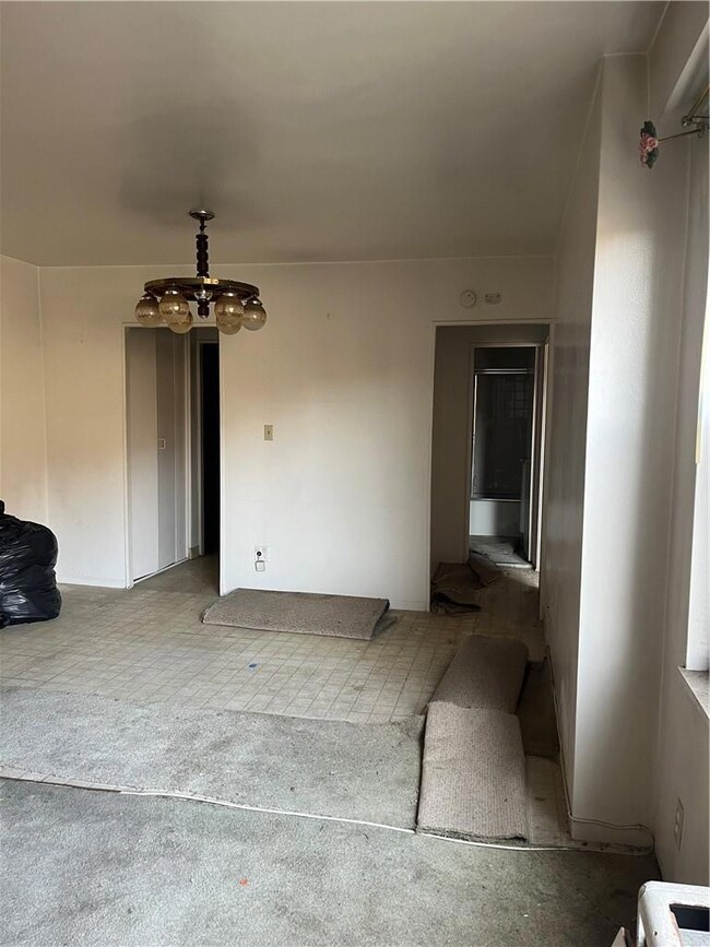 Executive Towers unit 5-A, Bronx, NY 10451 - photo 5