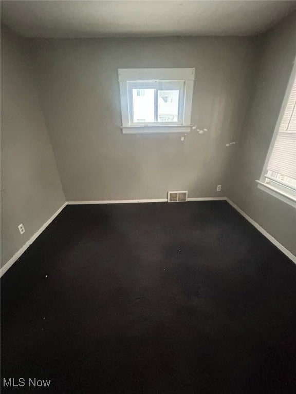 3062 E 130th St, Cleveland, OH 44120 - photo 5