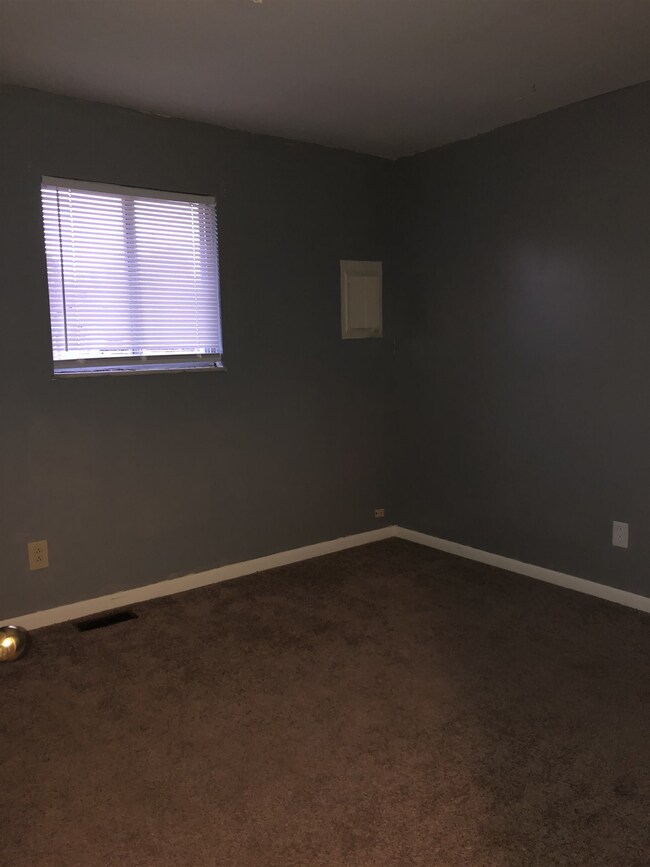 315 Wilson Dr unit 315-336 Wilson Drive, Bloomfield, IN 47424 - photo 7