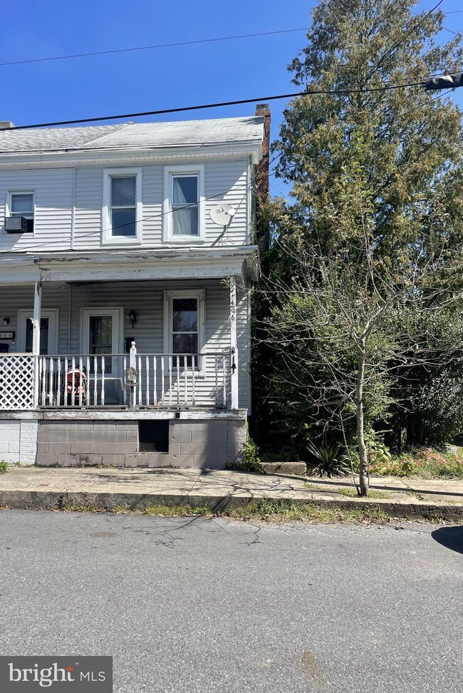 406 Catherine St, Ashland, PA 17921 - photo 2