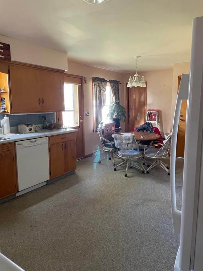 1009 S East St, Bucyrus, OH 44820 - photo 7