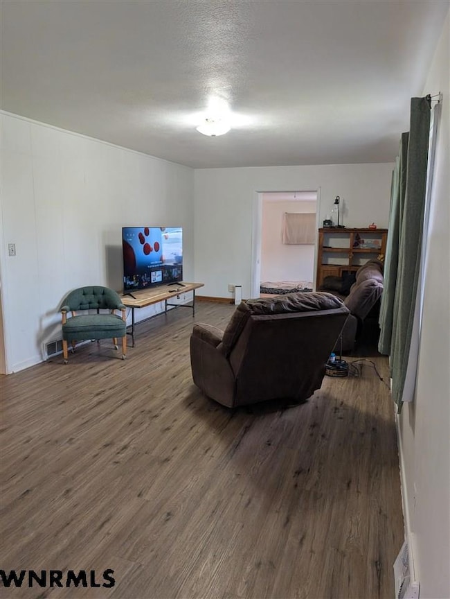 1101 T St, Bridgeport, NE 69336 - photo 3