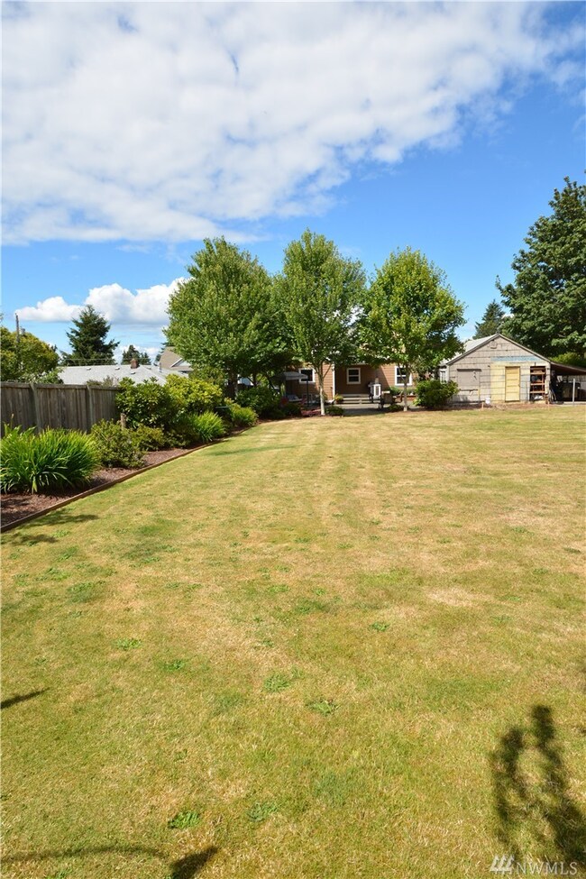 7614 28th St W, University Place, WA 98466 - photo 2