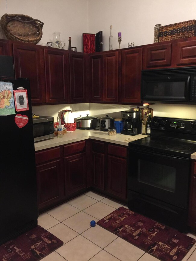 5201 Playpen Dr unit 88, Jacksonville, FL 32210 - photo 4