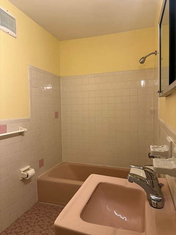 135 Neponset Ave unit 24, Dorchester, MA 02122 - photo 7