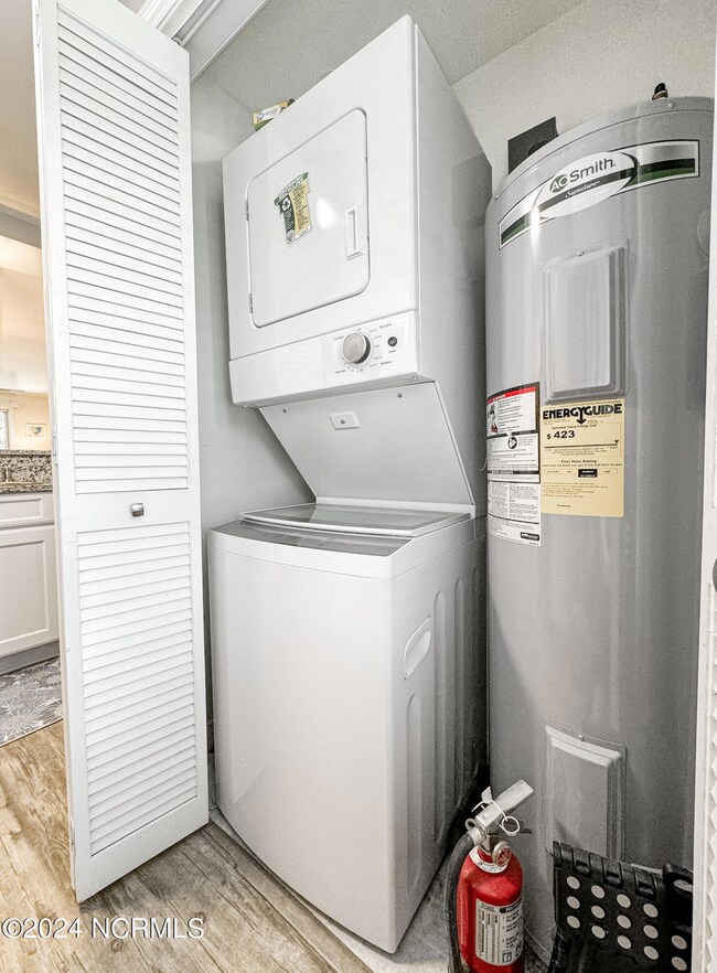 Washer & Dryer