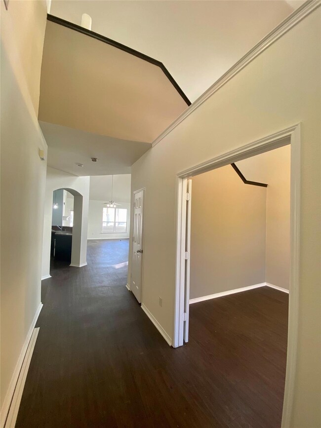 1901 Bridgeport Dr, Providence Village, TX 76227 - photo 3