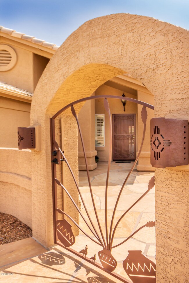 Archway to Front Patio