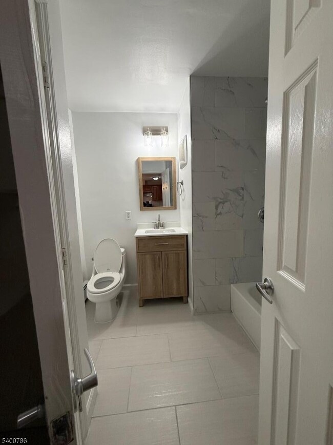 816-826 W Grand St, Elizabeth, NJ 07202 - photo 5