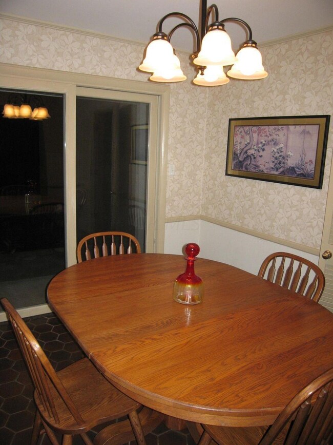 dining 3