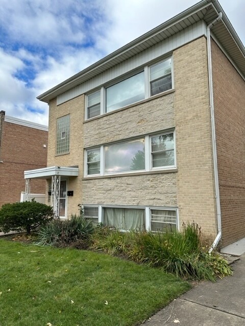 7242 W Crain St unit 2, Niles, IL 60714 - photo 3
