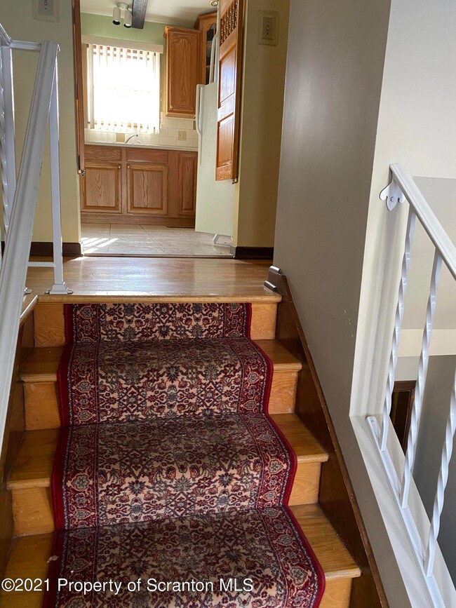 450 Kennedy Dr, Archbald, PA 18403 - photo 2