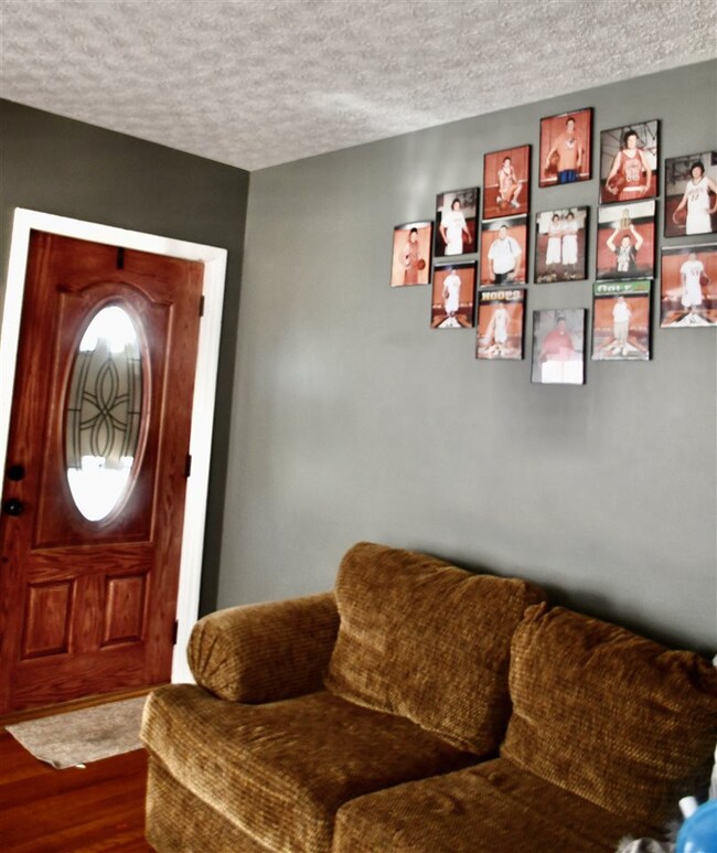 212 E 4th St, Augusta, KY 41002 - photo 3