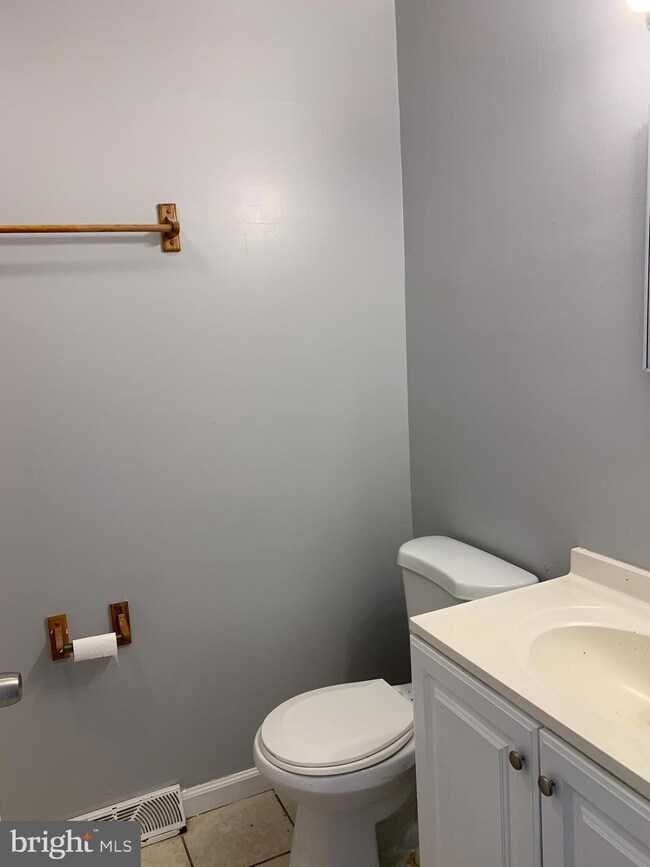 2614 Lauretta Ave, Baltimore, MD 21223 - photo 6