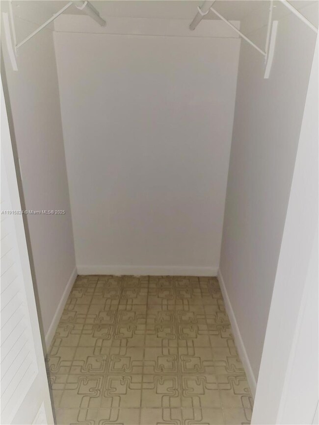 2140 SW 25th St unit A, Miami, FL 33133 - photo 7