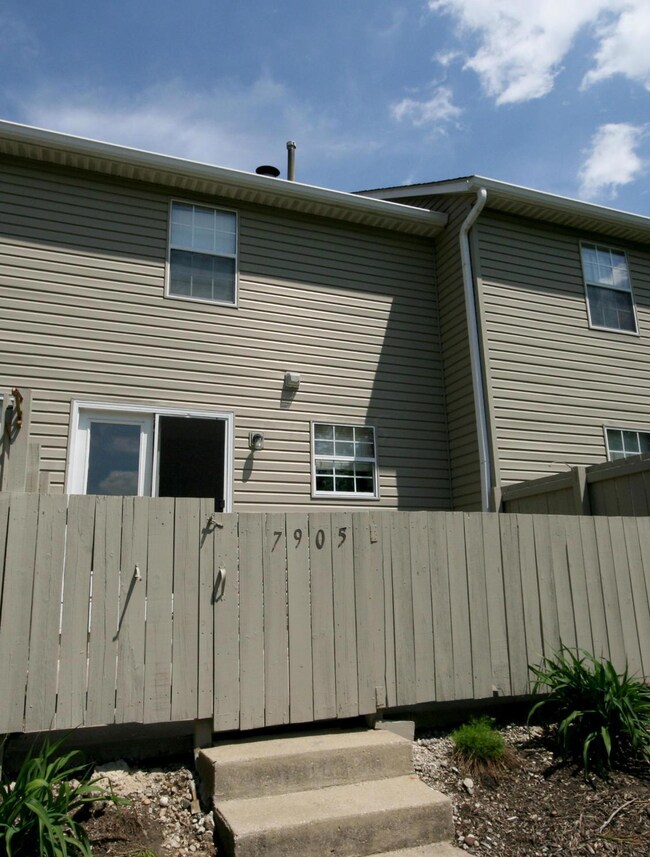 exterior back3