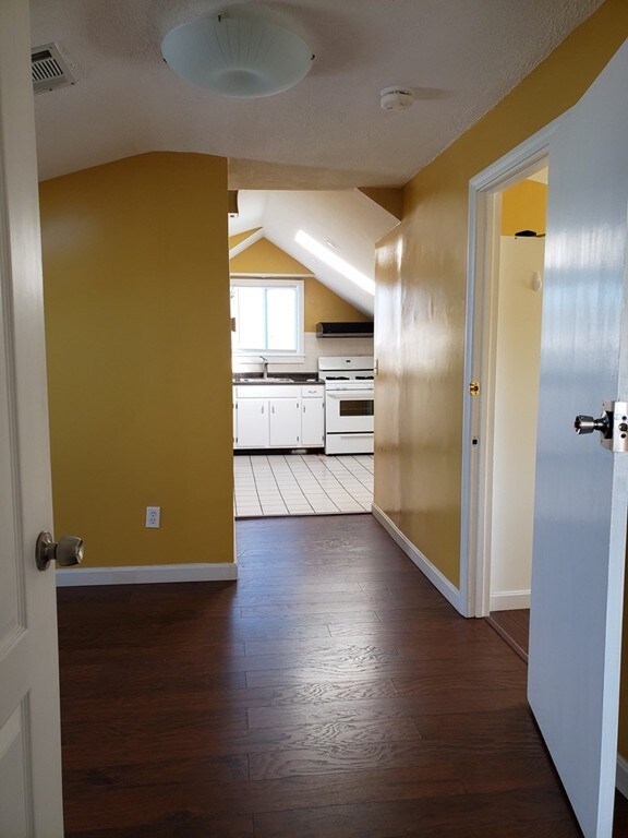 81 Intervale St unit 3, Brockton, MA 02302 - photo 3