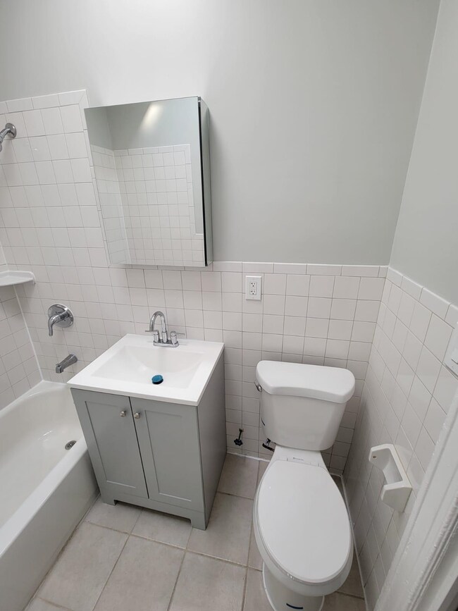 209 Mallory Ave unit 2r, Jersey City, NJ 07304 - photo 5