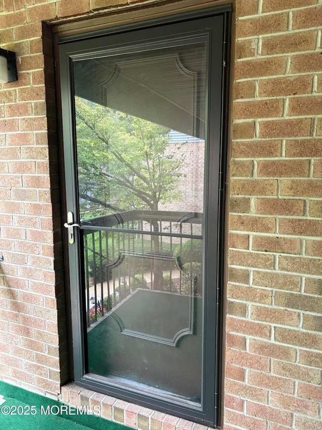 204 Covered Bridge Blvd unit F, Manalapan, NJ 07726 - photo 3