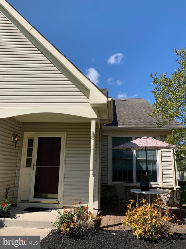 936 Daylily Dr unit V171, Langhorne, PA 19047 - photo 2