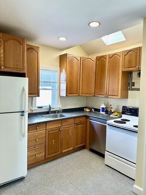 42 Orange St unit 1, Waltham, MA 02453 - photo 5