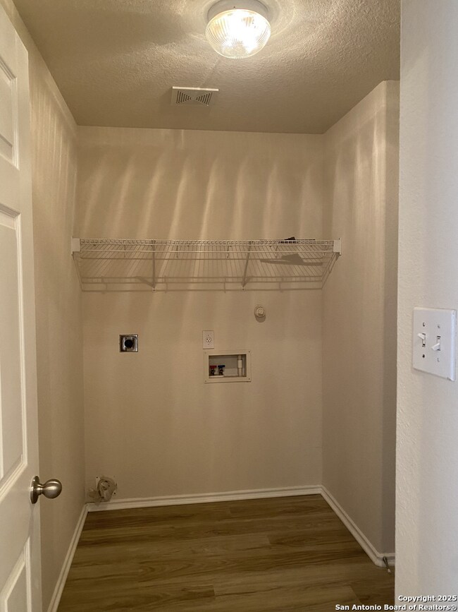 10346 Roseangel Ln, Helotes, TX 78023 - photo 6