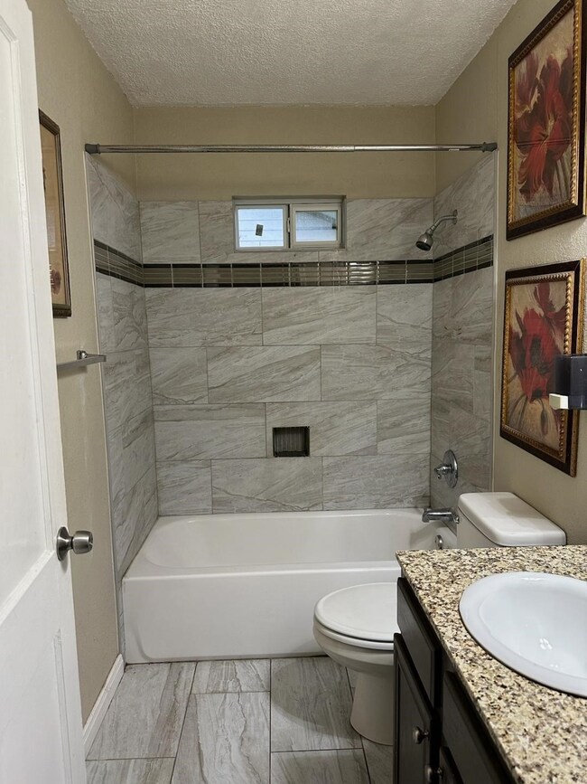 7017 Jay St, Houston, TX 77028 - photo 4