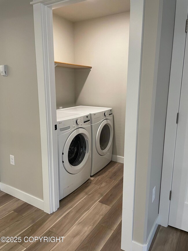 4450 N C Bell Cir unit 10, Palmer, AK 99645 - photo 5