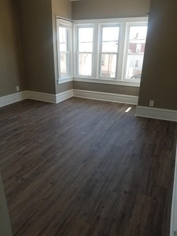 1066 Bedford St unit 1, Fall River, MA 02723 - photo 5