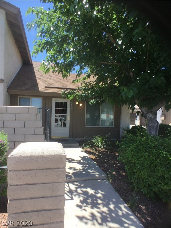 4555 Sirius Ave, Las Vegas, NV 89102 - photo 2