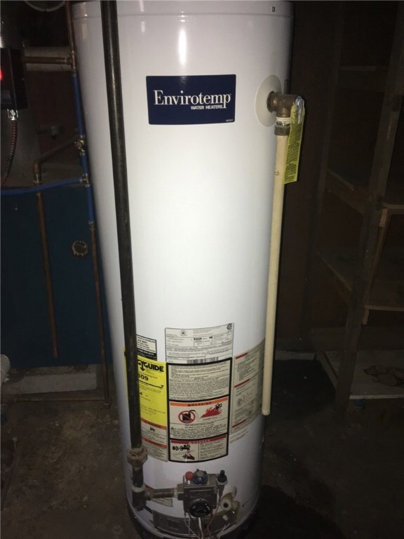 416 2nd Ave, Woonsocket, RI 02895 - photo 5