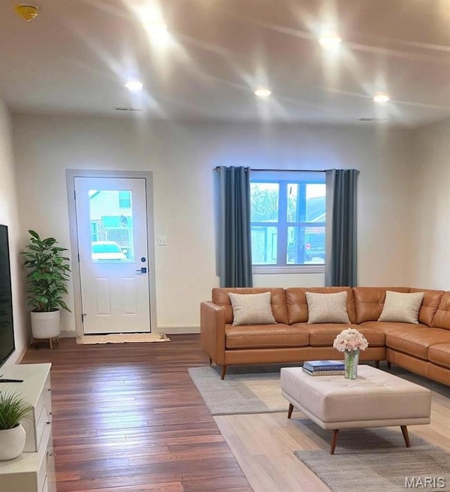 510 Linn St, Belle, MO 65013 - photo 5