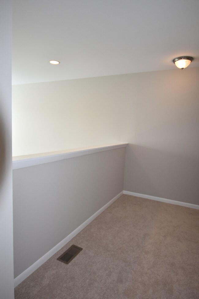 366 Town Place Cir, Buffalo Grove, IL 60089 - photo 7