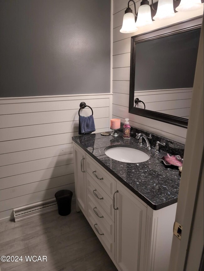 1/2 bath