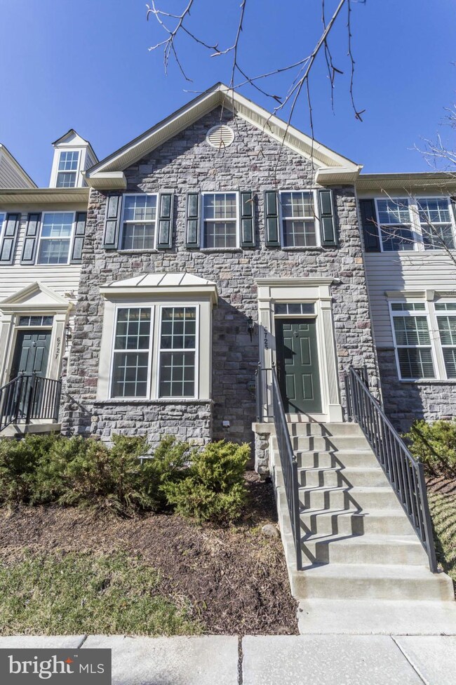 6725 Caleb Dorsey Square, Elkridge, MD 21075 - photo 3