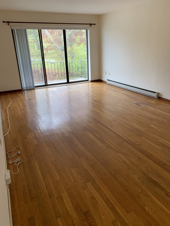 1 Station St unit 201, Hingham, MA 02043 - photo 3