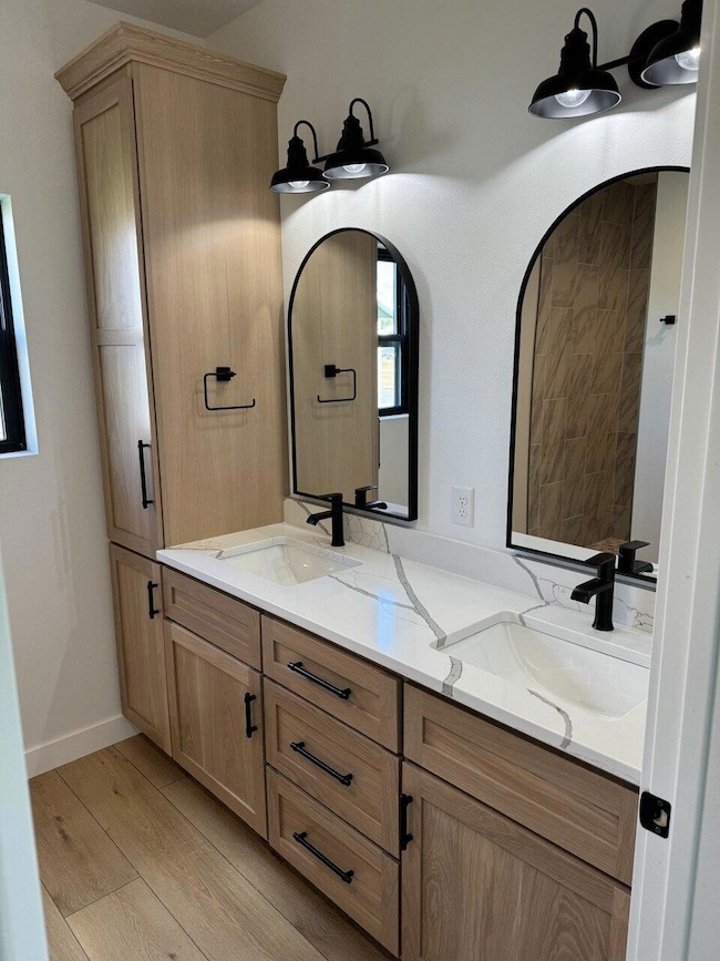 3115 Cortland St, Onalaska, WI 54650 - photo 6