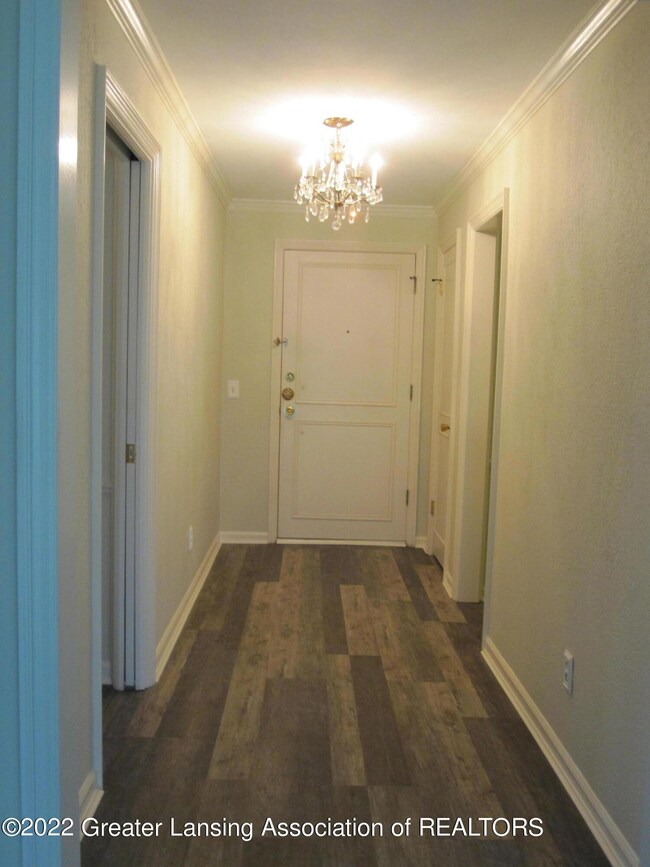 1740 Wellington Entry