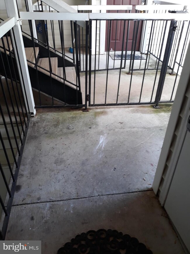 1014 Fallcrest Ct, Bowie, MD 20721 - photo 2