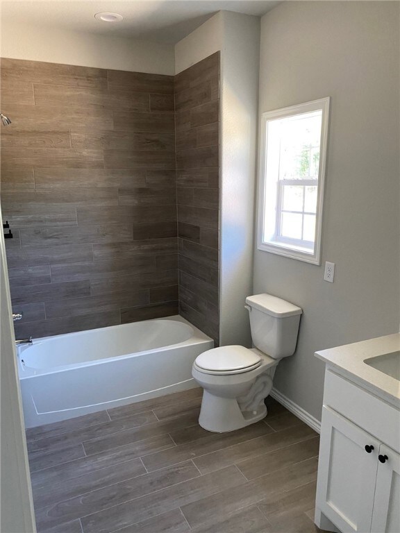 4015 Golden Eagle Dr unit B, Bryan, TX 77808 - photo 5