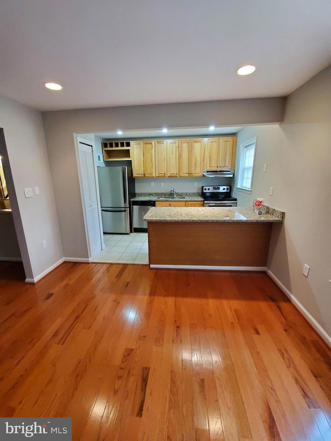 6019 Ticonderoga Ct, Burke, VA 22015 - photo 3