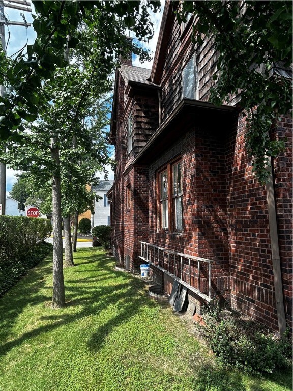 403 Spring St, Latrobe, PA 15650 - photo 4