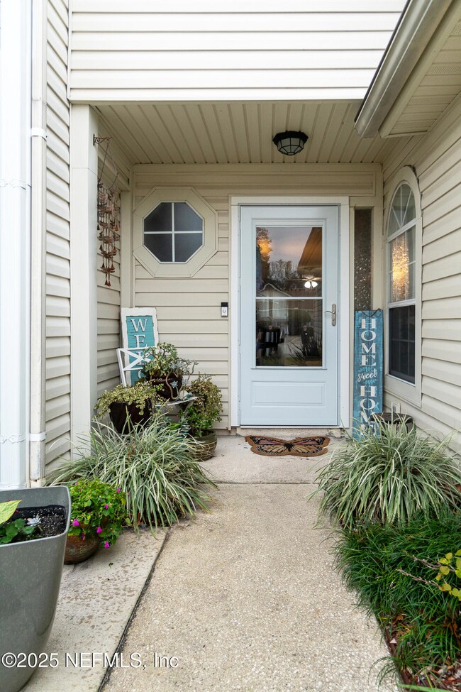 Ext Front Entry