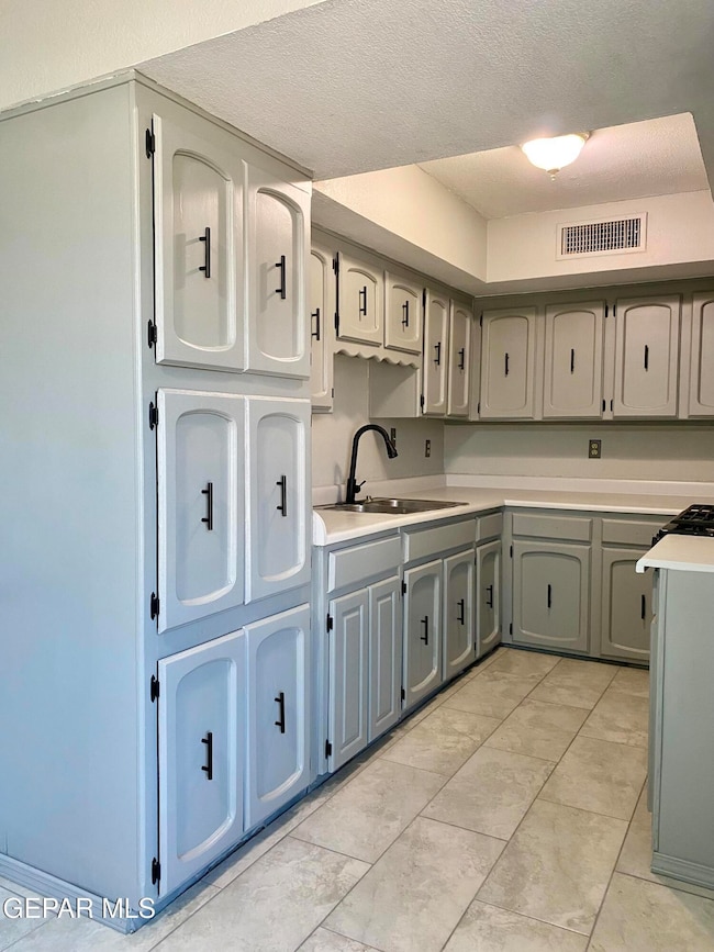 4708 Frankfort Ave, El Paso, TX 79903 - photo 3