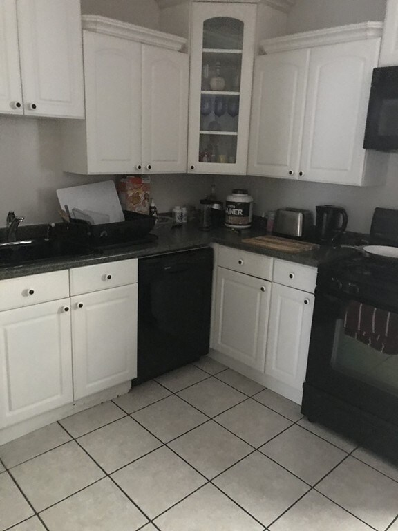 13 Alston St, Somerville, MA 02143 - photo 2