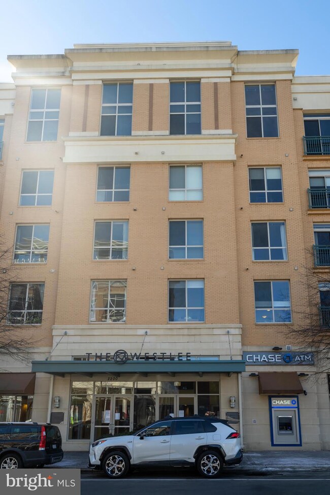The Westlee unit 507, Arlington, VA 22213 - photo 2