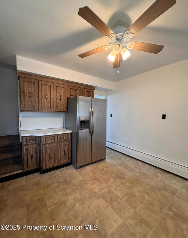 1349 Dartmouth St, Scranton, PA 18504 - photo 6