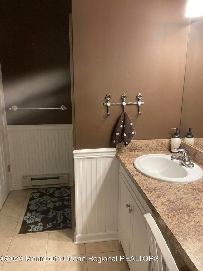 76A Sunset Rd unit B, Whiting, NJ 08759 - photo 3