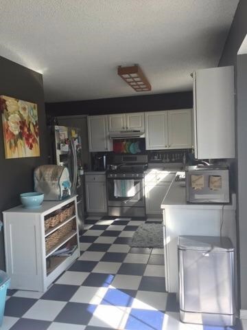 914 S Washington St, Hugoton, KS 67951 - photo 5