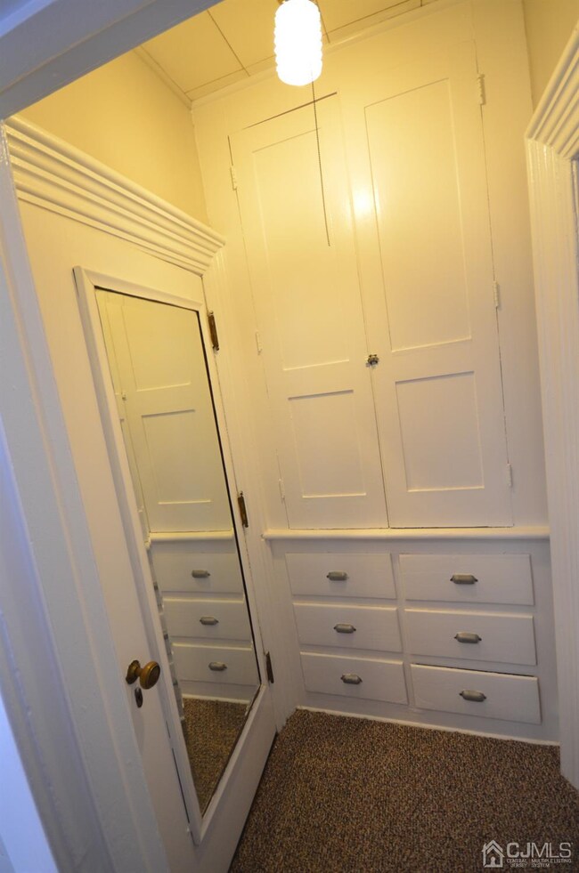 405 N Washington Ave unit 4, Dunellen, NJ 08812 - photo 3